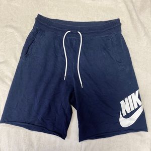 Men’s size medium Nike shorts